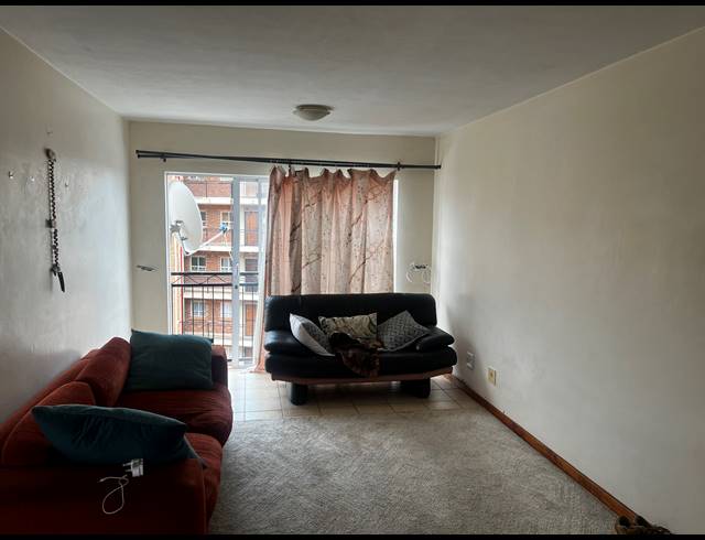 2 BEDROOM APARTMENT FOR SALE IN KARENPARK